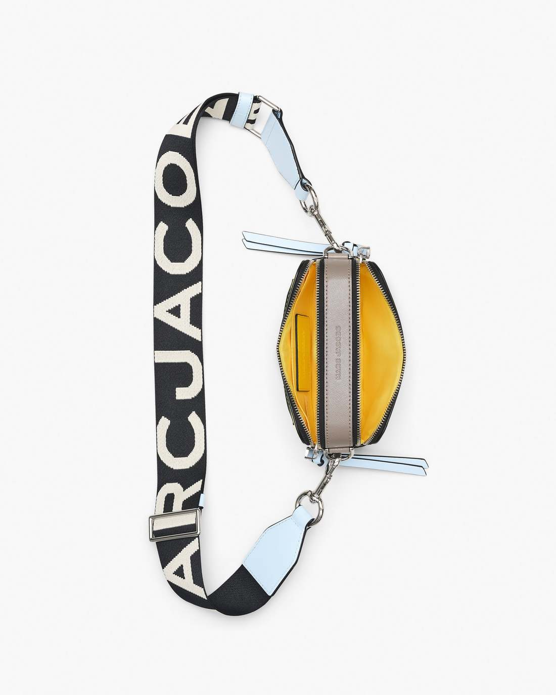 Marc Jacobs Essential | The Snapshot Daisy Yellow
