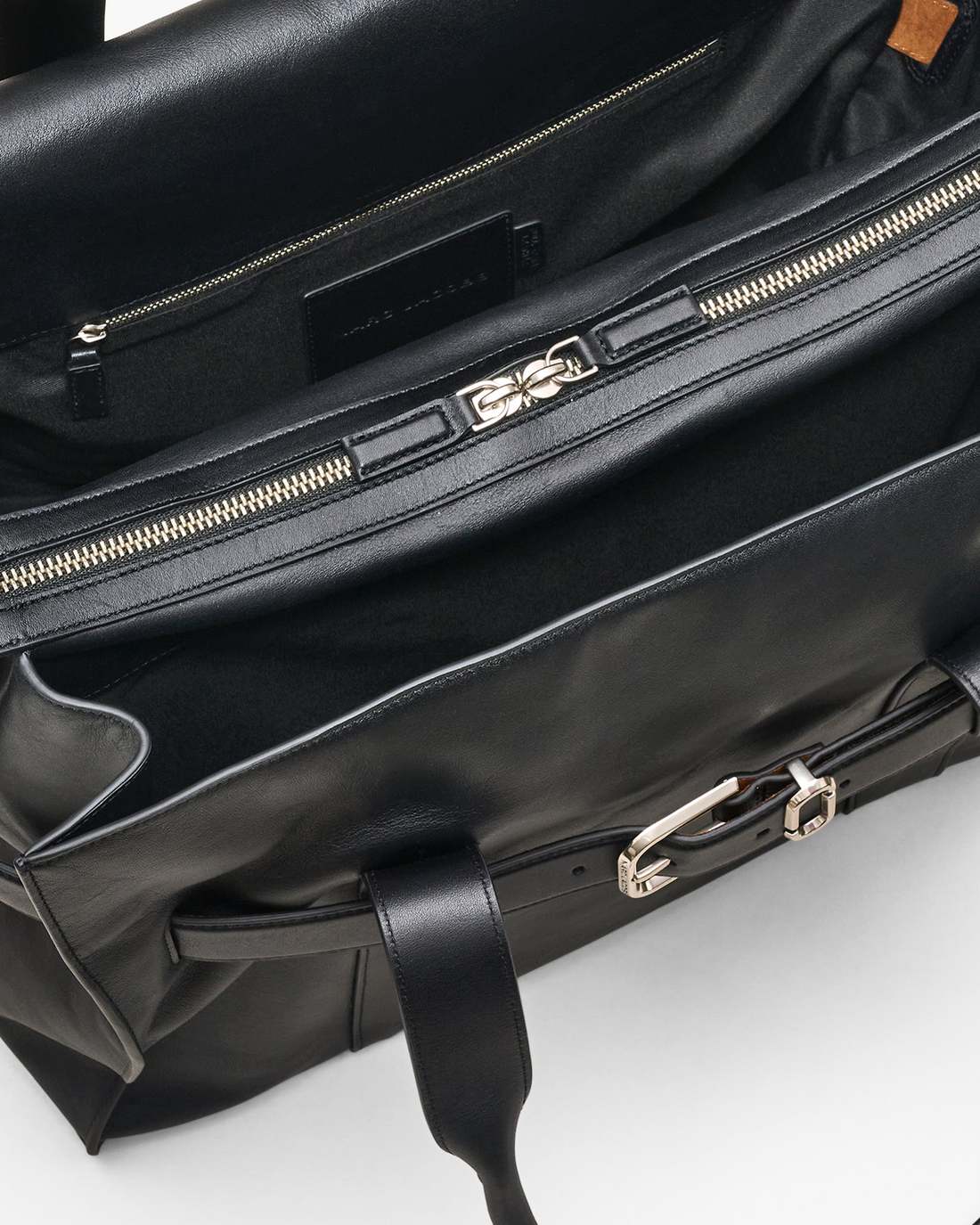 Marc Jacobs Featured | The Dakota Tote Black