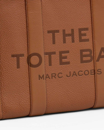 Marc Jacobs Essential | The Leather Large Tote Bag Argan Oil