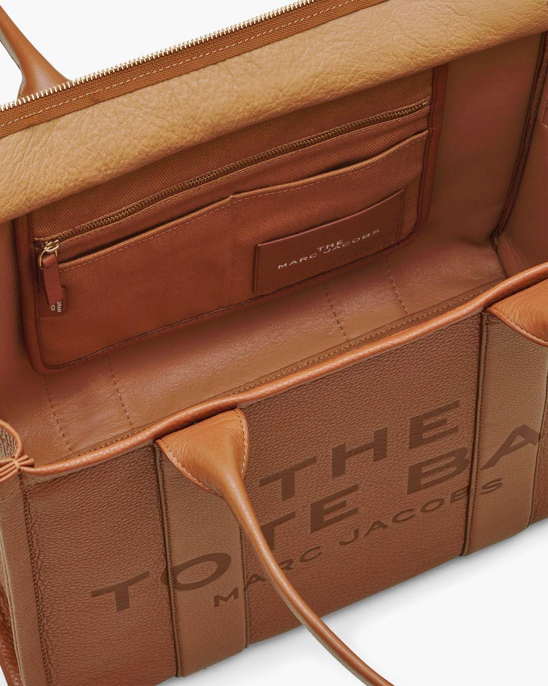 Marc Jacobs Essential | The Leather Large Tote Bag Argan Oil