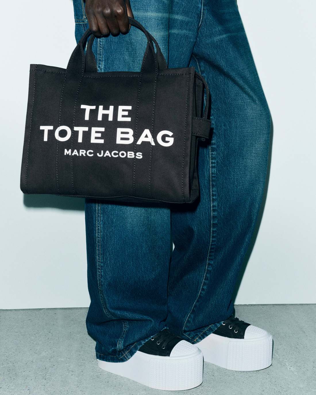 Marc Jacobs Value | The Canvas Medium Tote Bag Black