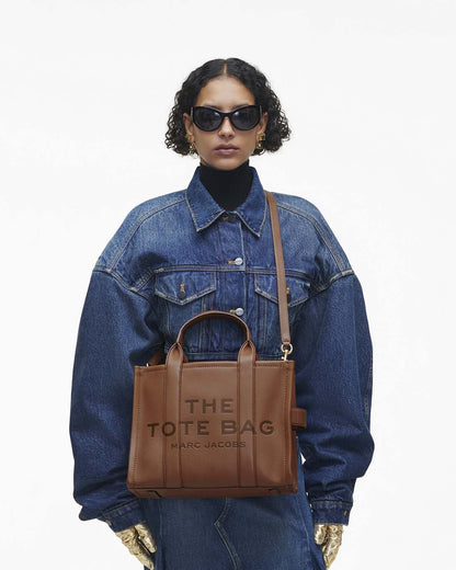Marc Jacobs Exclusive | The Leather Medium Tote Bag Argan Oil