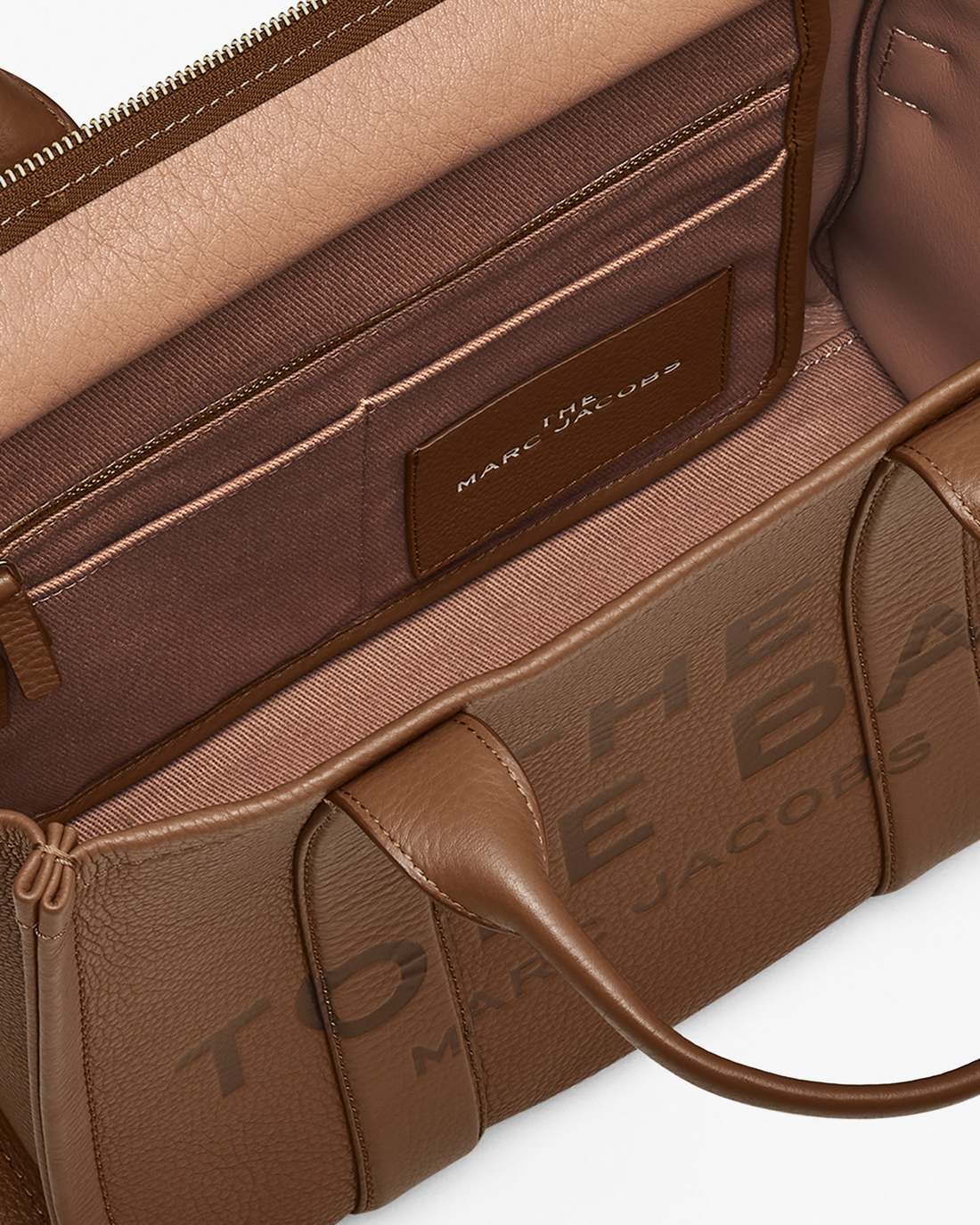 Marc Jacobs Exclusive | The Leather Medium Tote Bag Argan Oil