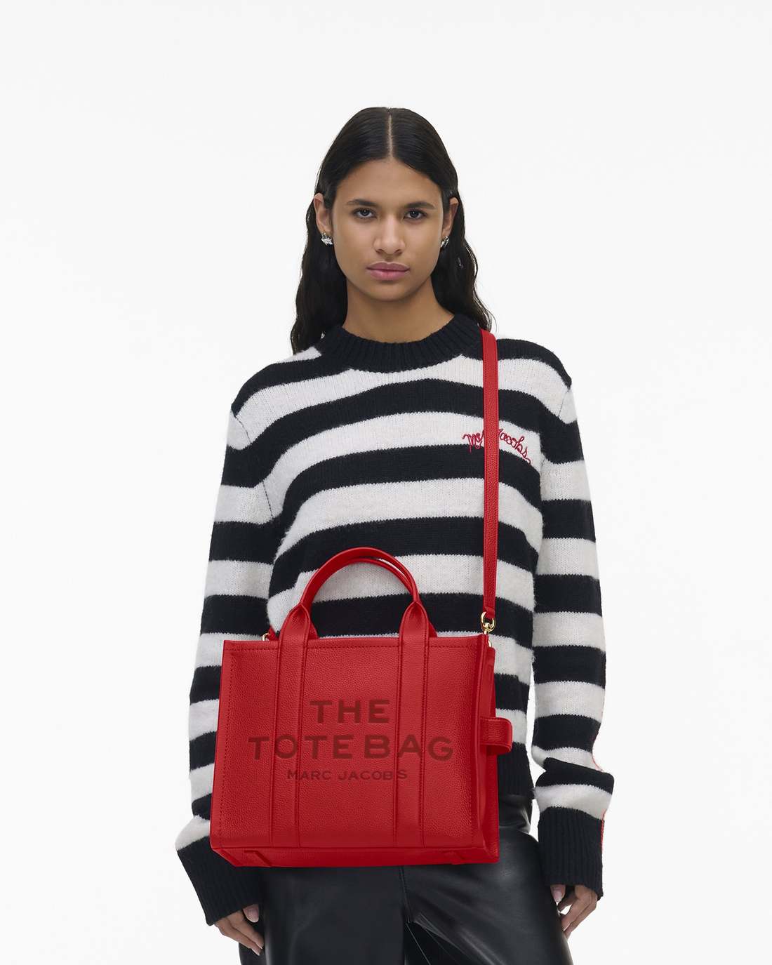 Marc Jacobs Best Seller | The Leather Medium Tote Bag True Red