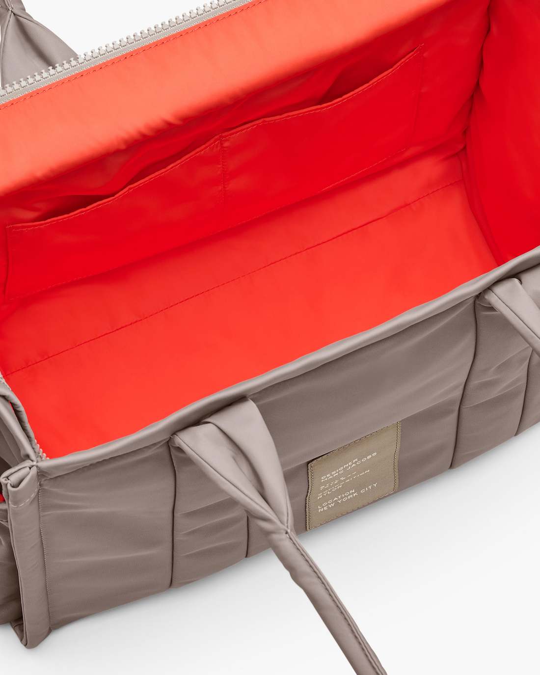 Marc Jacobs Best Price | The Puffy Nylon Large Tote Bag Cement