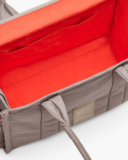 Marc Jacobs Best Price | The Puffy Nylon Large Tote Bag Cement