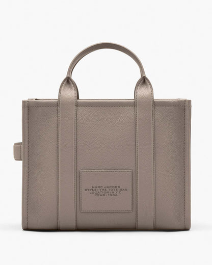 Marc Jacobs Recommended | The Leather Medium Tote Bag Cement