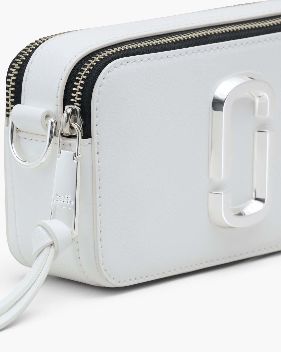 Marc Jacobs Deals | The Snapshot DTM White
