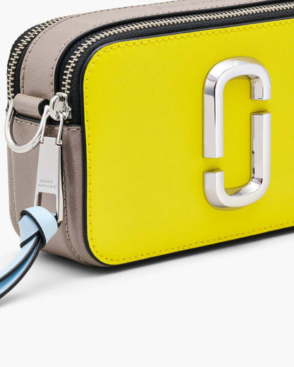 Marc Jacobs Essential | The Snapshot Daisy Yellow