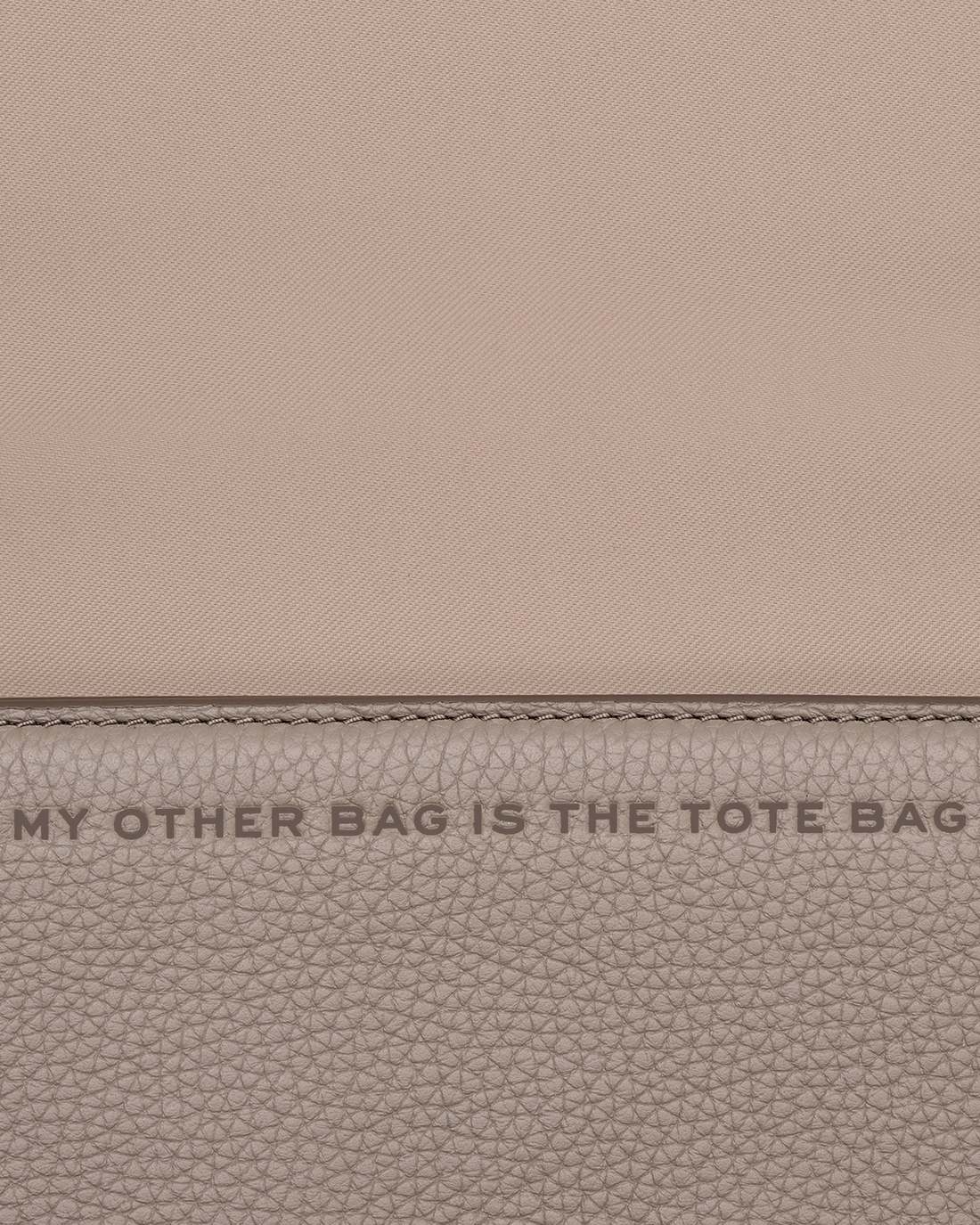 Marc Jacobs Great Value | The Leather Mini Bag Cement