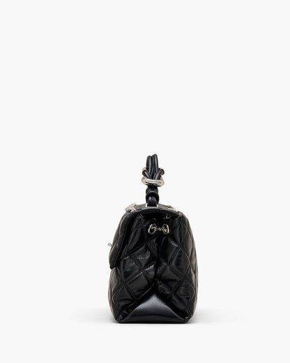 Marc Jacobs Best Seller | The Quilted XL Dual Convertible Shoulder Bag Black