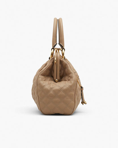 Marc Jacobs Trusted | Re-Edition Quilted Leather Stam Bag Camel