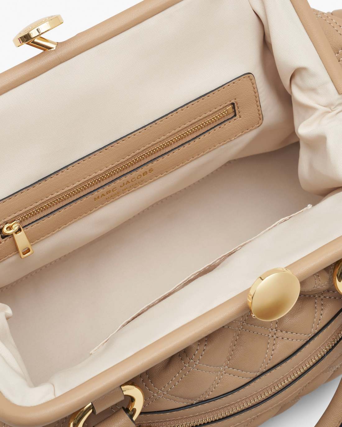 Marc Jacobs Trusted | Re-Edition Quilted Leather Stam Bag Camel