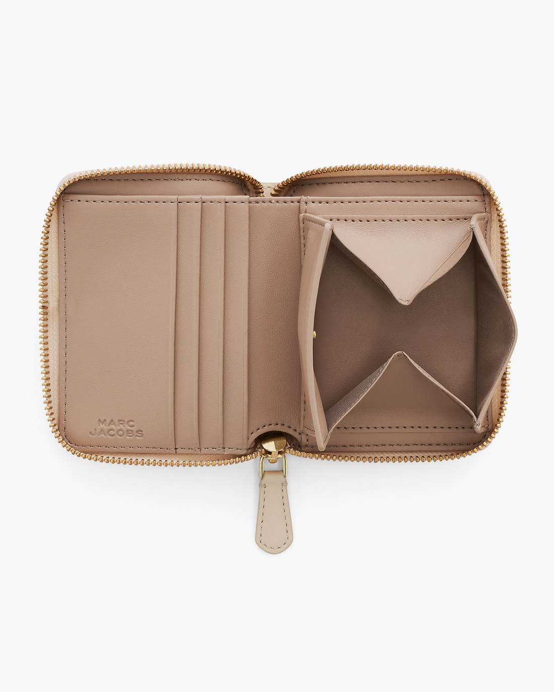 Marc Jacobs Featured | The Everyday Slim Compact Wallet Cloud White