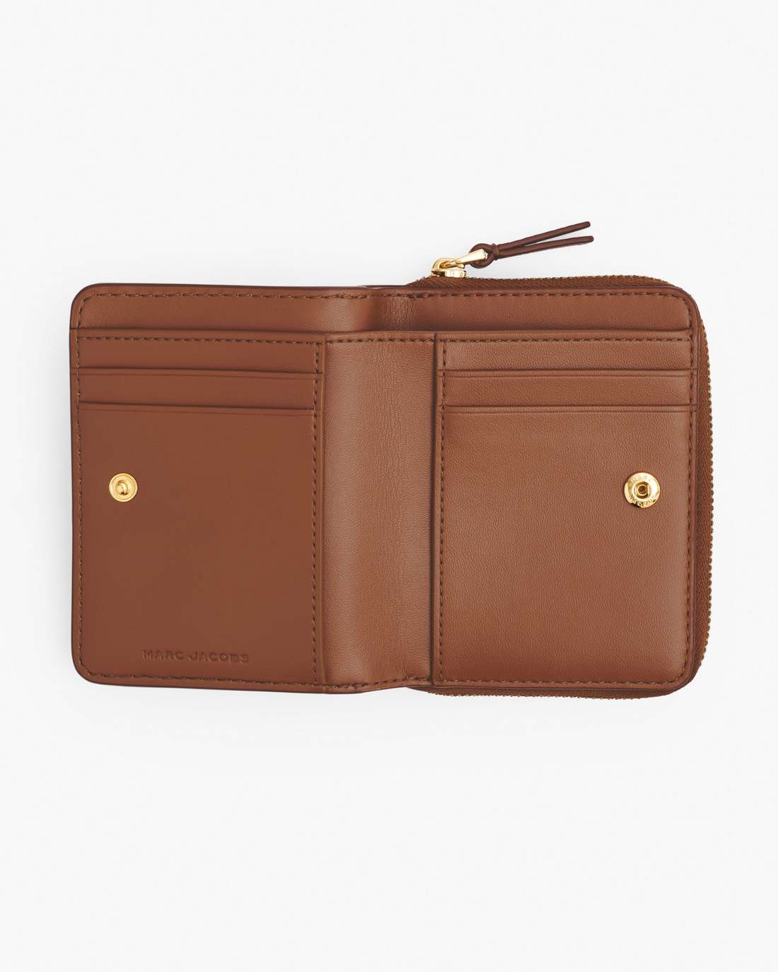 Marc Jacobs Recommended | The Leather Mini Compact Wallet Argan Oil