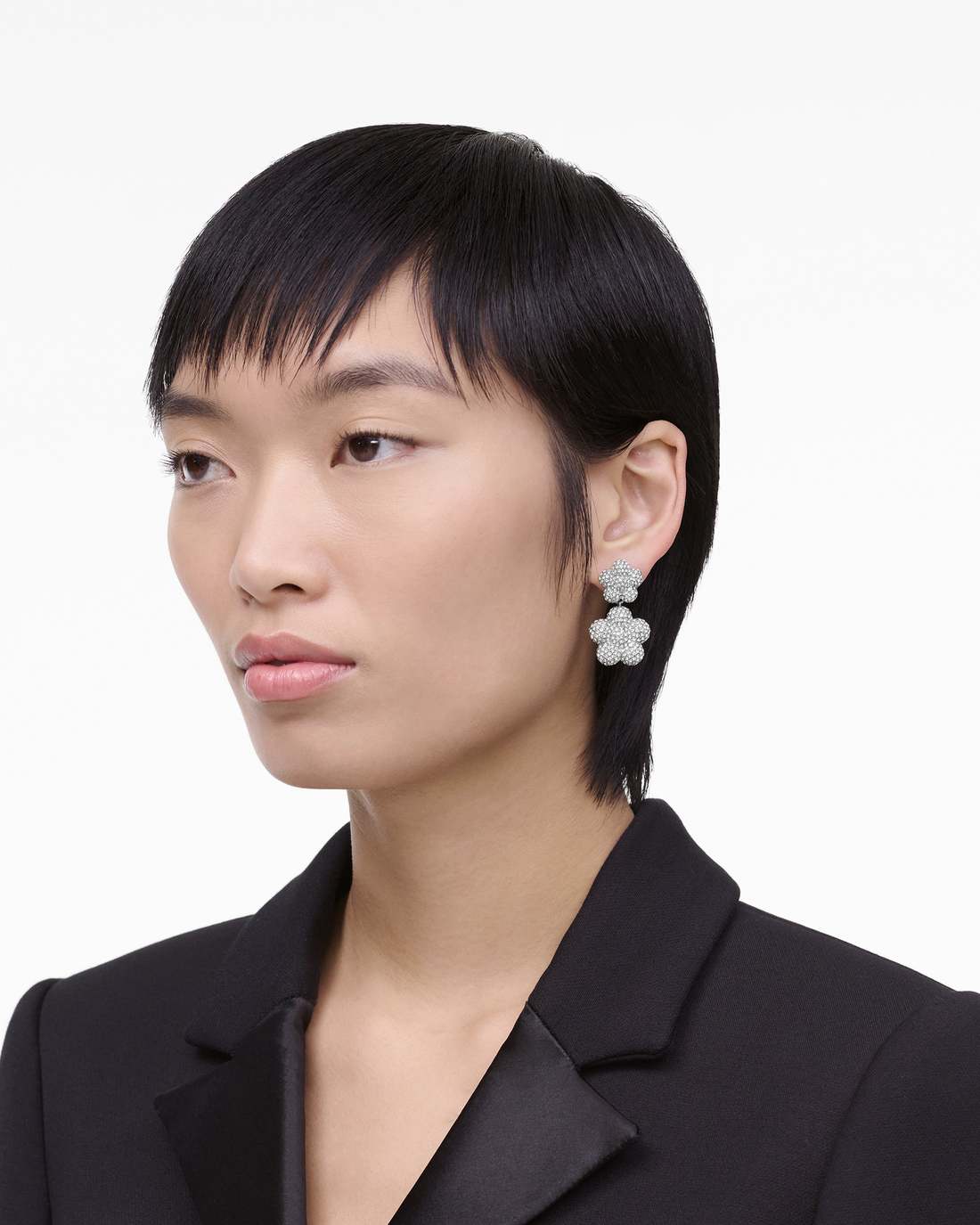 Marc Jacobs Signature | The Daisy Balloon Drop Earrings Silver/Crystal