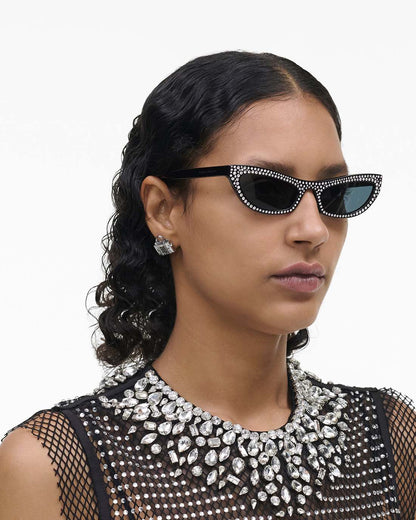 Marc Jacobs Recommended | The Cat Eye Sunglasses Black