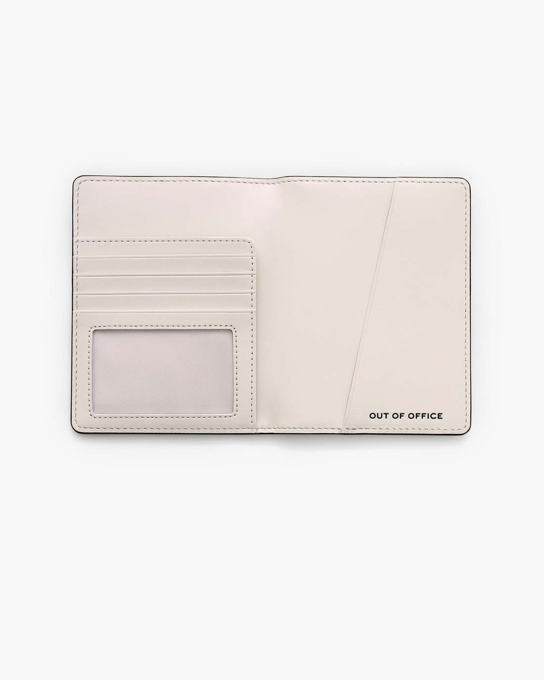 Marc Jacobs Essential | The City Passport Case New York City